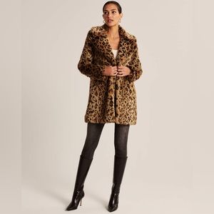 Abercrombie & Fitch Leopard / Cheetah / Animal Print Faux Fur Coat